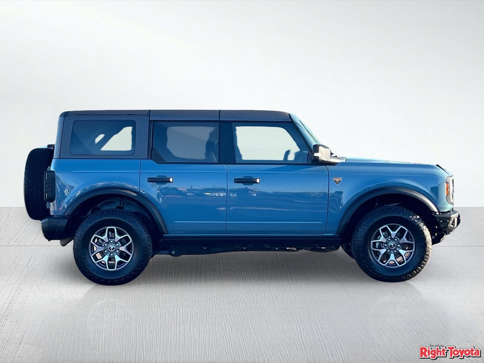 Used 2023 Ford Bronco Badlands AWD/4WD image 7