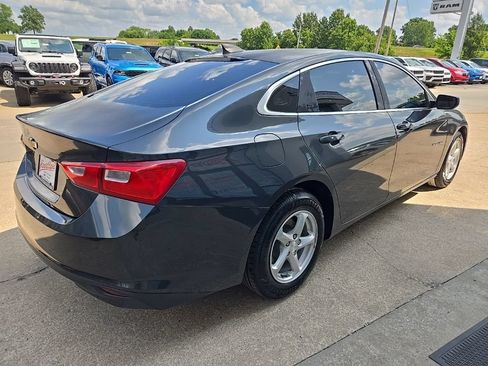 Used 2017 Chevrolet Malibu LS w/ LPO, Convenience Package 1 FWD image 11