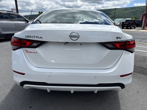 Used 2024 Nissan Sentra SV FWD image 4