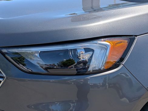 Used 2024 Ford Edge Titanium AWD/4WD image 12