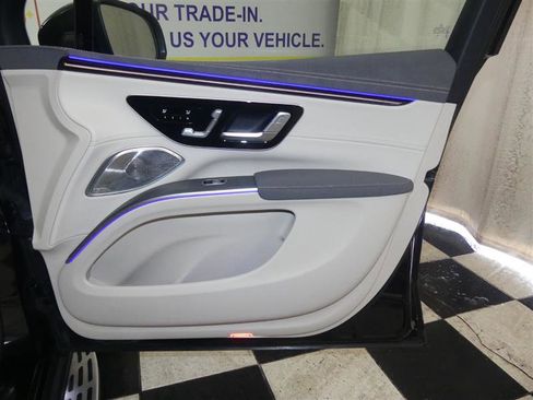 Used 2023 Mercedes-Benz EQS 450+ 4MATIC SUV image 31