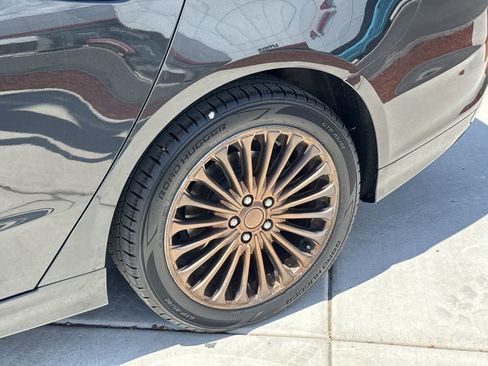 Used 2014 Ford Fusion Titanium FWD image 8
