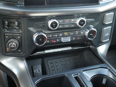 New 2025 Ford F150 Lariat w/ Equipment Group 502A High image 17