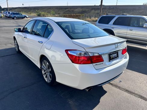 Used 2014 Honda Accord Sport image 4