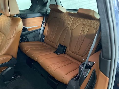 New 2026 BMW X7 xDrive40i w/ M Sport Package image 24
