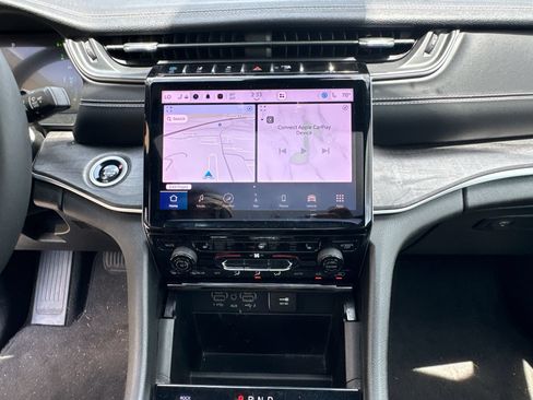 Used 2024 Jeep Grand Cherokee Limited 4xe AWD/4WD image 28