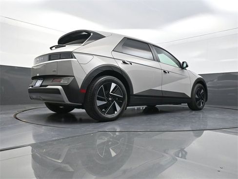 New 2026 Hyundai Ioniq 5 SEL image 36