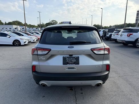 Used 2022 Ford Escape S AWD/4WD image 4
