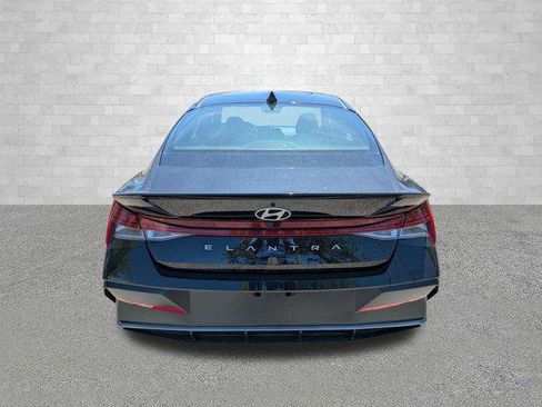 New 2026 Hyundai Elantra SEL Sport Premium FWD image 3