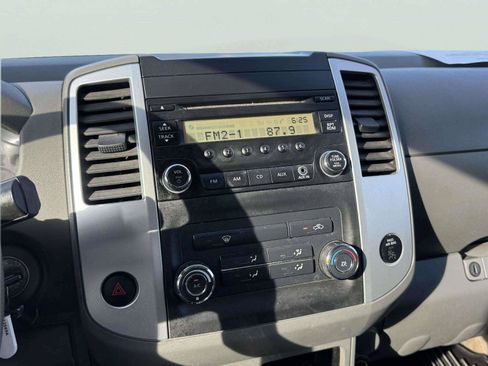 Used 2015 Nissan Frontier S RWD image 32