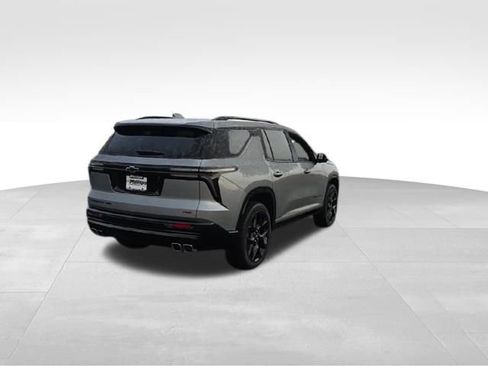 Used 2024 Chevrolet Traverse RS w/ LPO, Floor Liner Package image 9