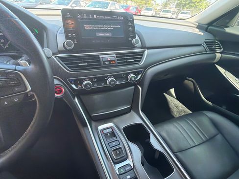 Used 2021 Honda Accord Touring image 28