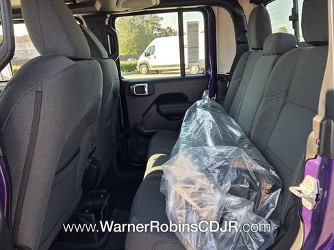 New 2026 Jeep Gladiator Sport image 6