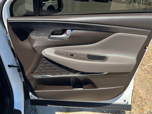 Used 2019 Hyundai Santa Fe SEL FWD image 27