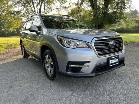 Used 2020 Subaru Ascent Premium w/ Convenience Package AWD/4WD image 2