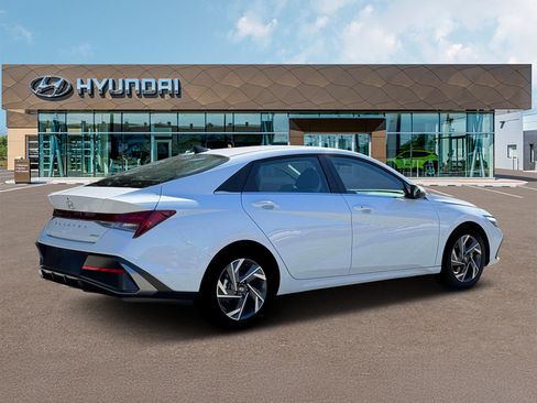 New 2026 Hyundai Elantra Limited w/ Cargo Package FWD image 7