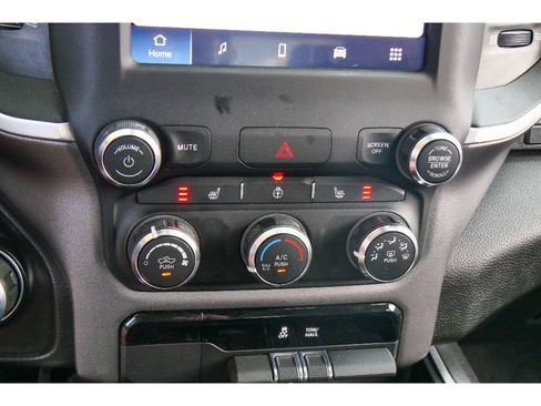 Used 2023 RAM 1500 Big Horn AWD/4WD image 23