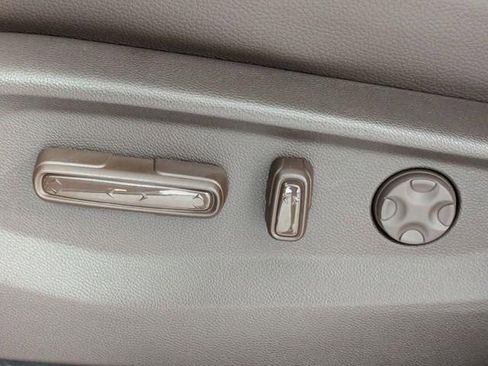 New 2026 Honda Odyssey Touring image 18