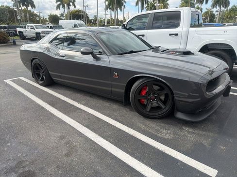 Used 2021 Dodge Challenger R/T Scat Pack w/ Shaker Package image 1