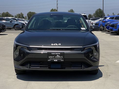 New 2026 Kia K4 FWD image 9