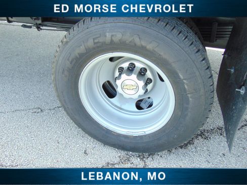 New 2026 Chevrolet Express 3500 w/ Power Convenience Package image 9