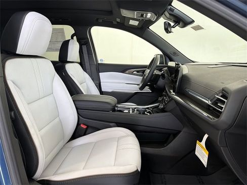 New 2026 Chevrolet Traverse High Country image 22