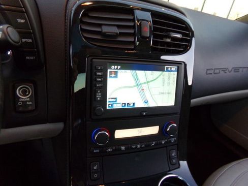 Used 2012 Chevrolet Corvette Grand Sport w/ 3LT Preferred Equipment Group image 17