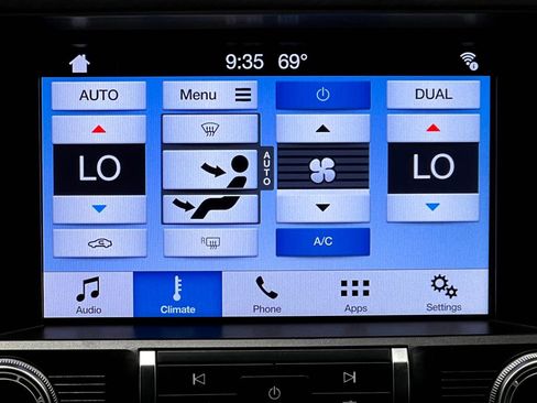 Used 2019 Ford Mustang Premium RWD image 25