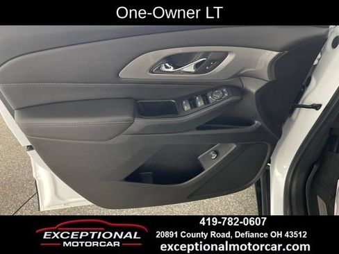 Used 2023 Chevrolet Traverse LT FWD image 35