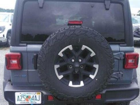 Used 2024 Jeep Wrangler Unlimited Rubicon 4xe AWD/4WD image 4