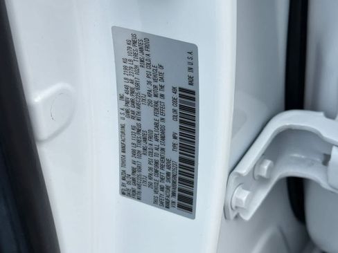 Used 2024 MAZDA CX-50 AWD 2.5 S w/ Cargo Package image 33