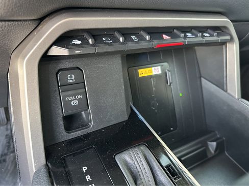 Used 2022 Toyota Tundra Limited image 26