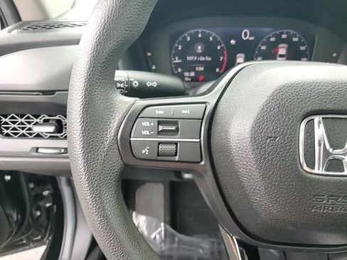 Used 2024 Honda Accord EX image 17