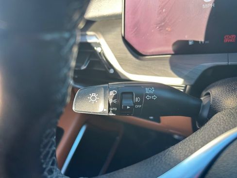 Used 2024 Kia Telluride SX Prestige X-Pro AWD/4WD image 19