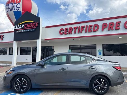 Used 2024 Nissan Sentra SV FWD image 3