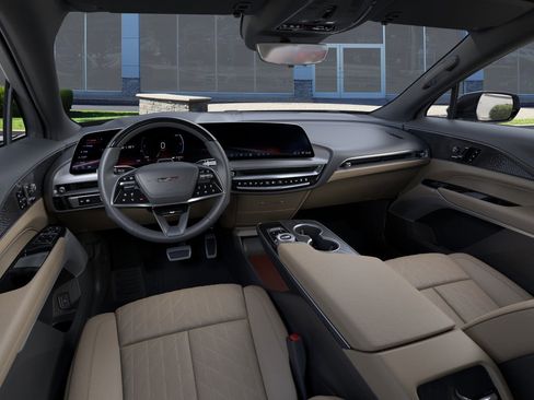 New 2026 Cadillac Lyriq V w/ LPO, Onyx Lite Package AWD/4WD image 15