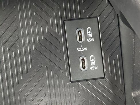 Certified 2025 Toyota Tacoma TRD Sport image 21