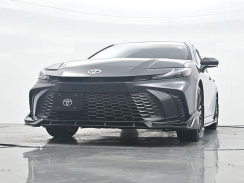 Used 2026 Toyota Camry SE FWD image 26