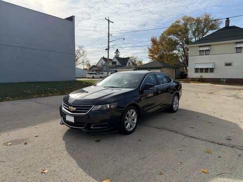 Used 2017 Chevrolet Impala LT image 3