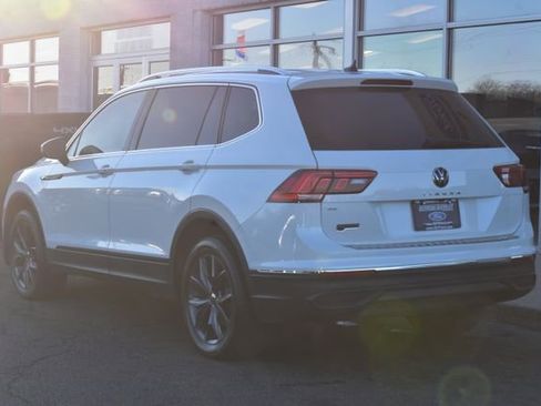 Used 2023 Volkswagen Tiguan SE image 7