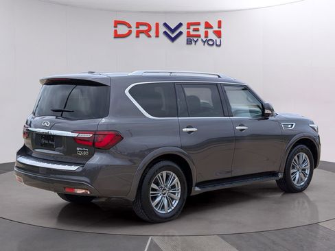 Used 2024 INFINITI QX80 Luxe RWD image 5