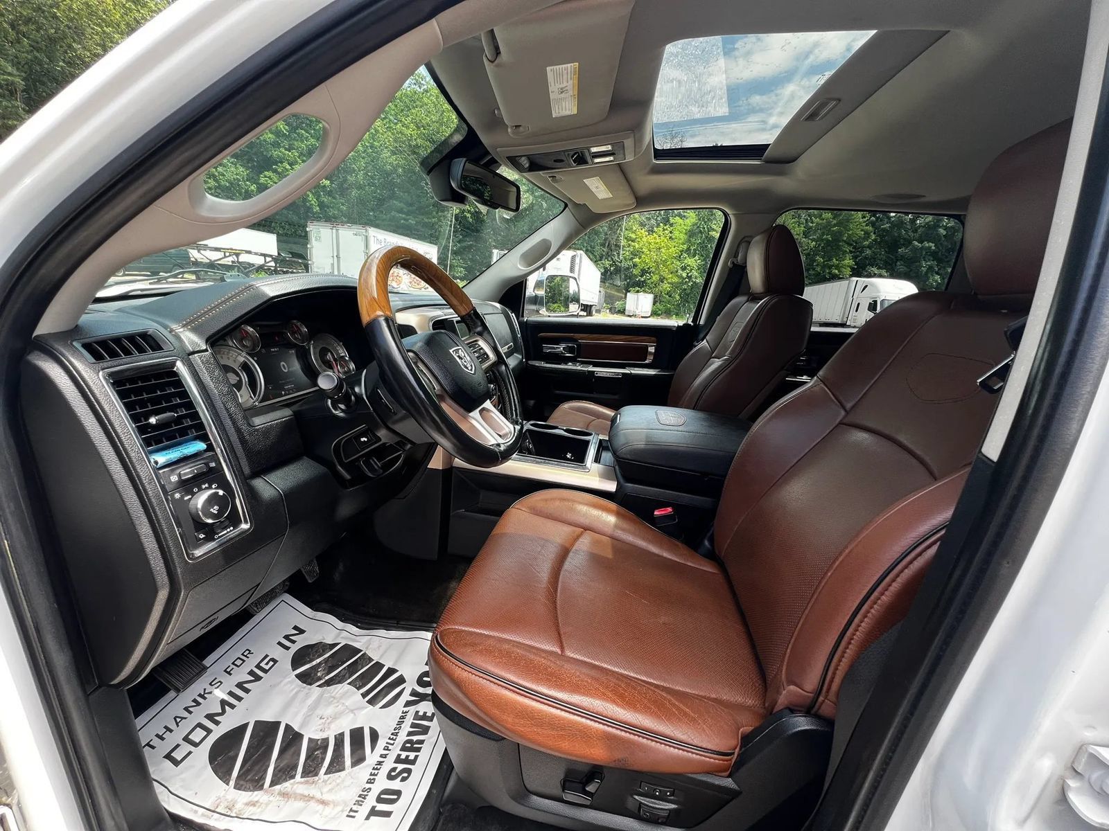 Used 2014 RAM 1500 Laramie Longhorn w/ Convenience Group AWD/4WD image 9