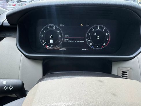 Used 2018 Land Rover Discovery HSE AWD/4WD image 35