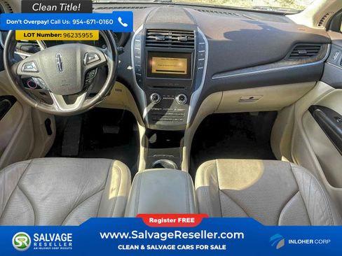 Used 2017 Lincoln MKC Reserve image 12