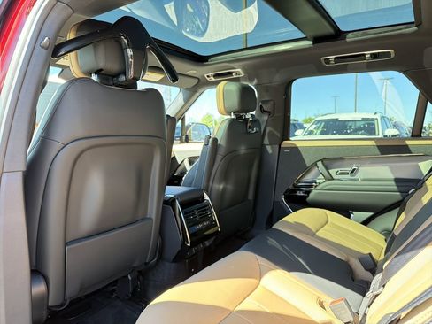 New 2026 Land Rover Range Rover Sport Dynamic SE AWD/4WD image 11