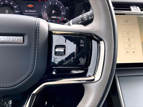 Used 2025 Land Rover Range Rover Velar S image 22