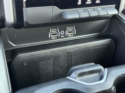 Used 2025 RAM 1500 Big Horn AWD/4WD image 29