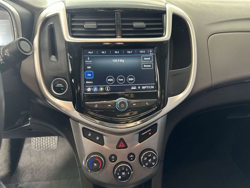 Used 2019 Chevrolet Sonic Premier FWD image 21