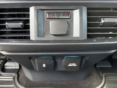 Used 2022 Ford F150 Lariat w/ Equipment Group 502A High image 10