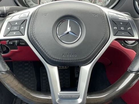 Used 2015 Mercedes-Benz SL 550 image 25